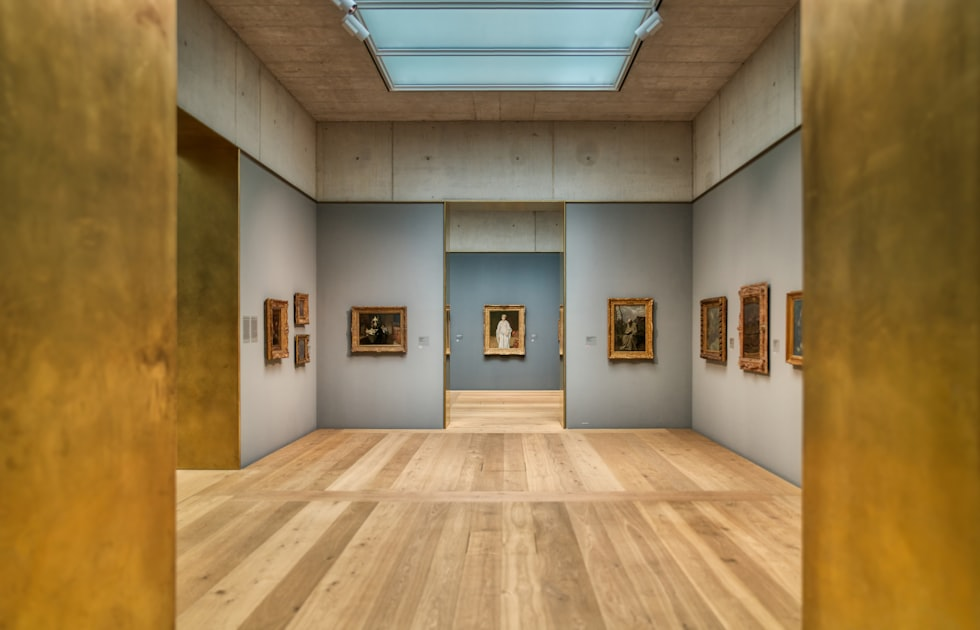 Exploring Art Collections